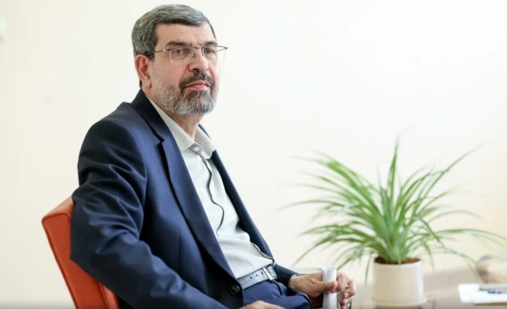 صادق واعظزاده، رهبر شهید، حکمت ایرانی، سند پیشرفت کشور، دوگانههای نظری تاریخ معاصر، آیتالله خامنهای، بومیسازی الگوی توسعه، هویت فرهنگی ایران